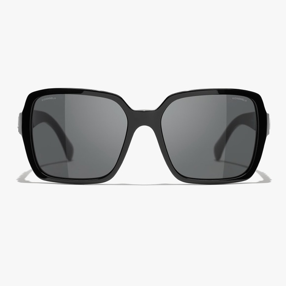 100% Authentic CHANEL Black Square Sunglasses - Picture 3 of 7